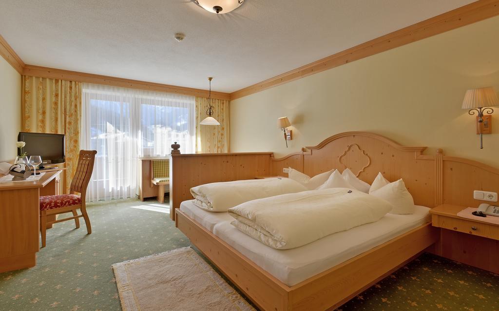 Hotel Laendenhof Superior マイヤーホーフェン エクステリア 写真